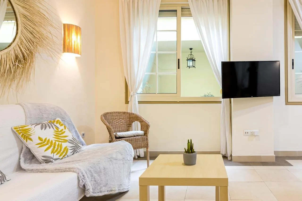 Malaga Center Flat La Victoria City Center Apartment
